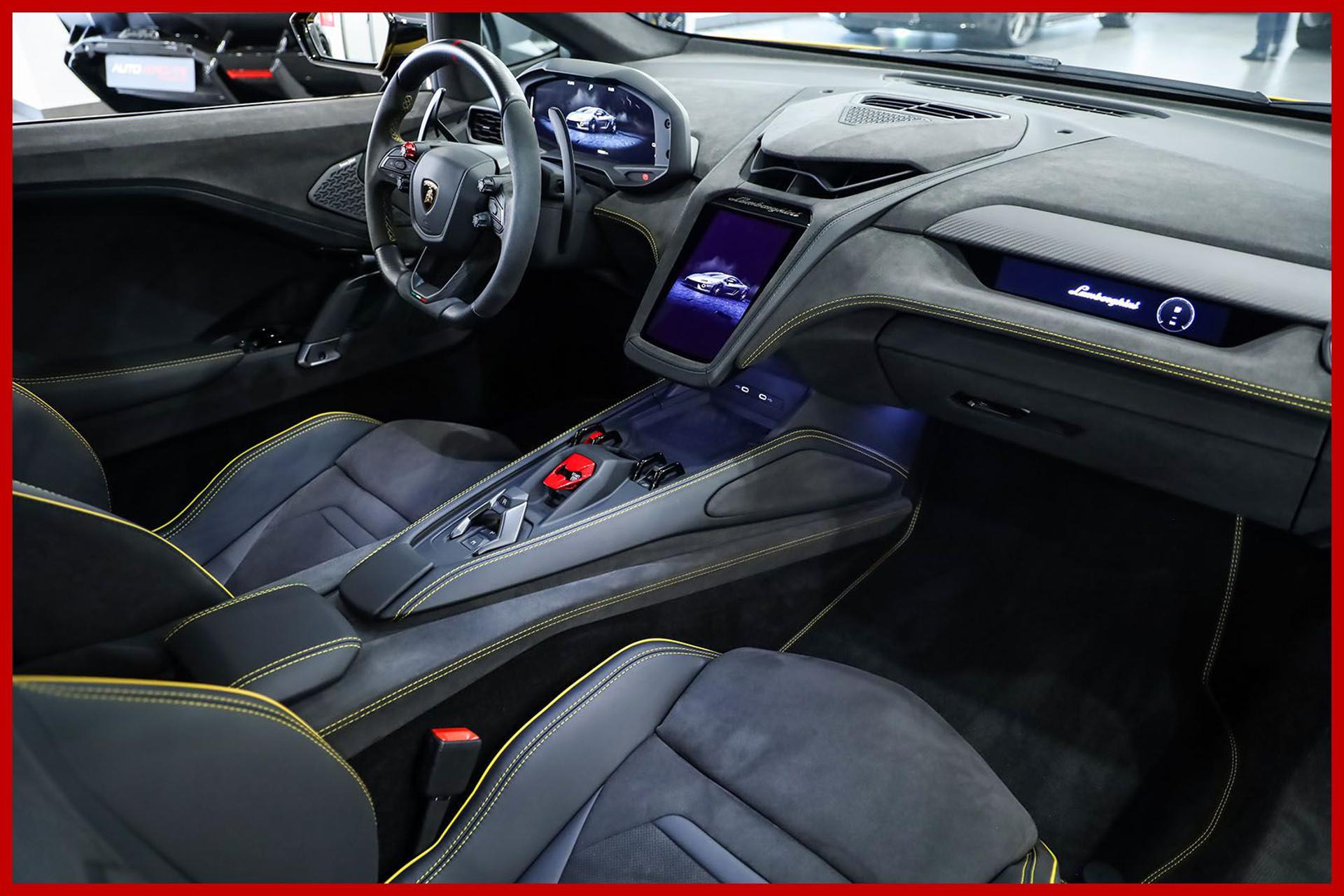 LAMBORGHINI Temerario