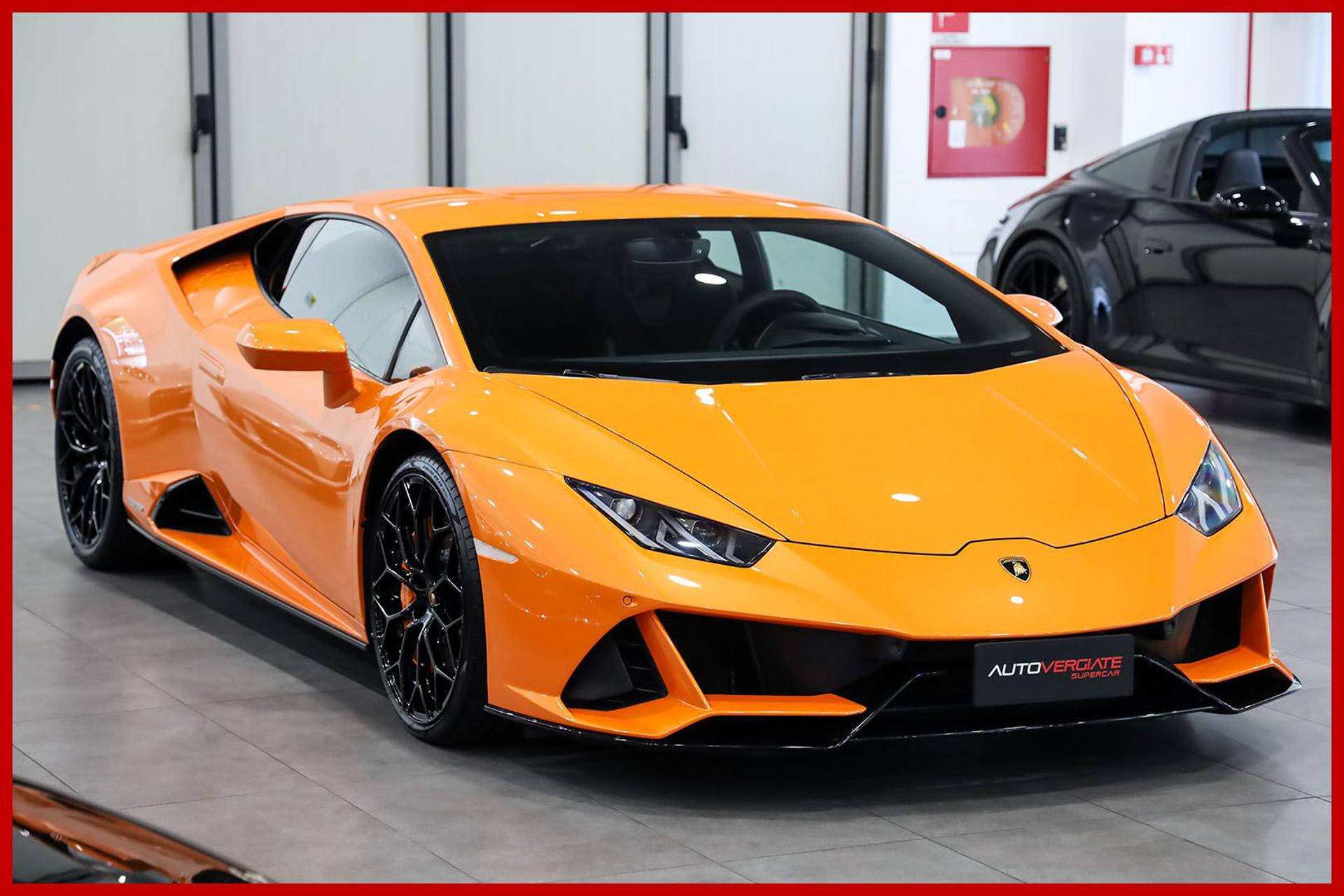 LAMBORGHINI Huracan