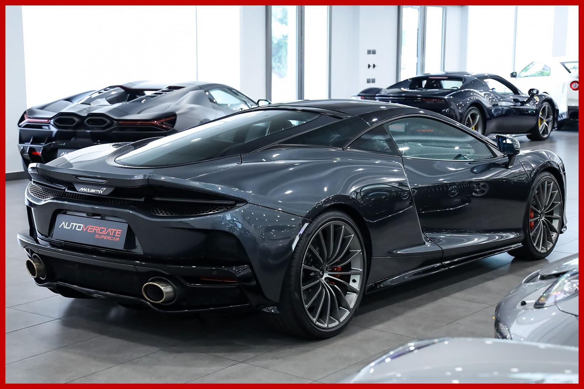 MCLAREN GT