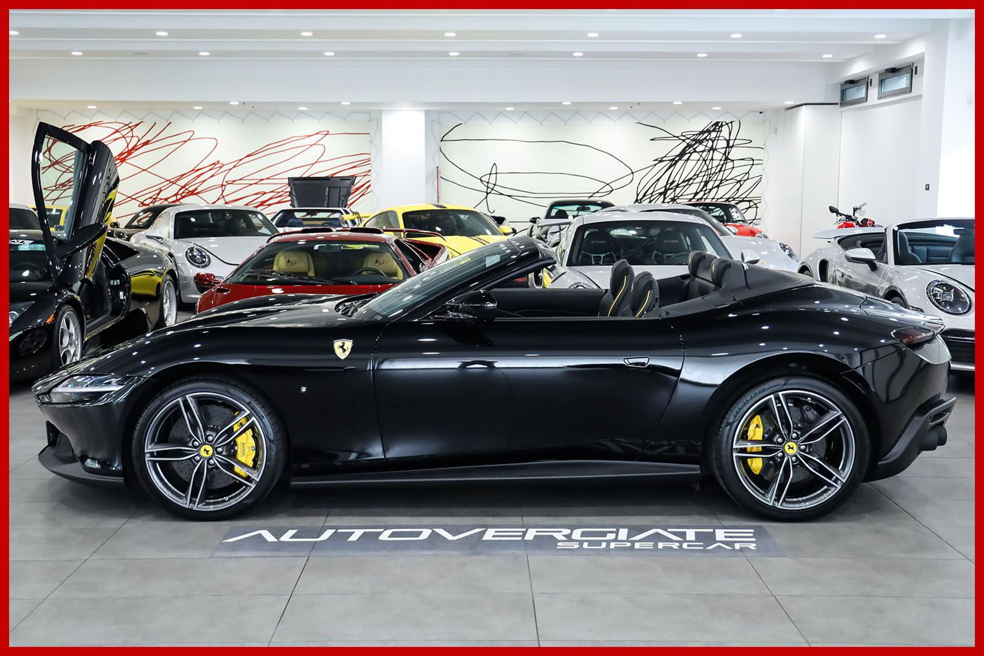 FERRARI Roma