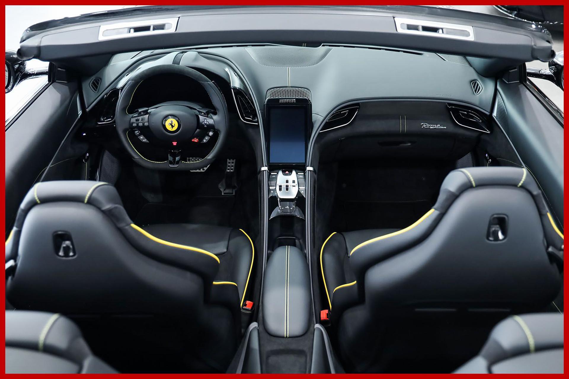 FERRARI Roma