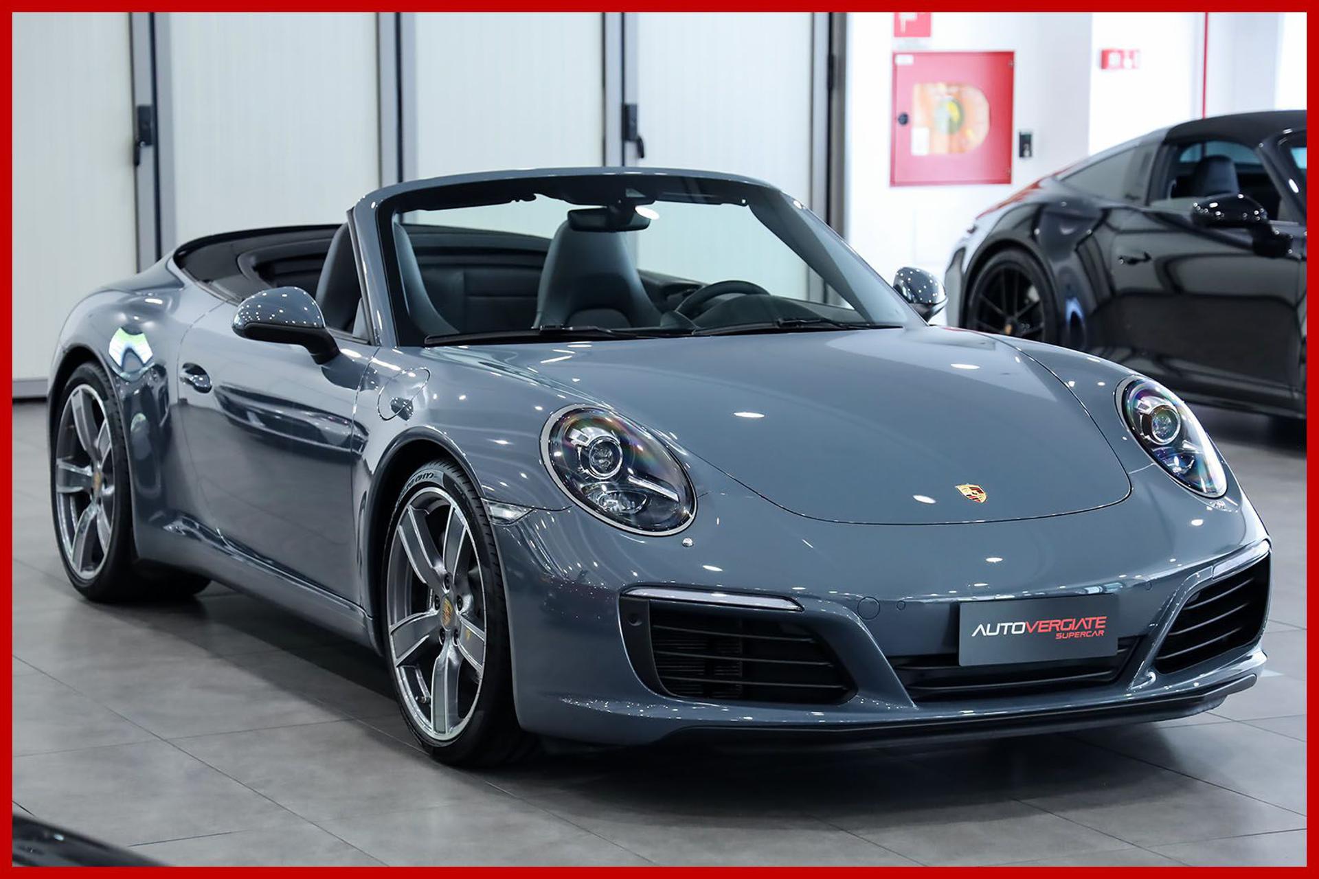 PORSCHE 991