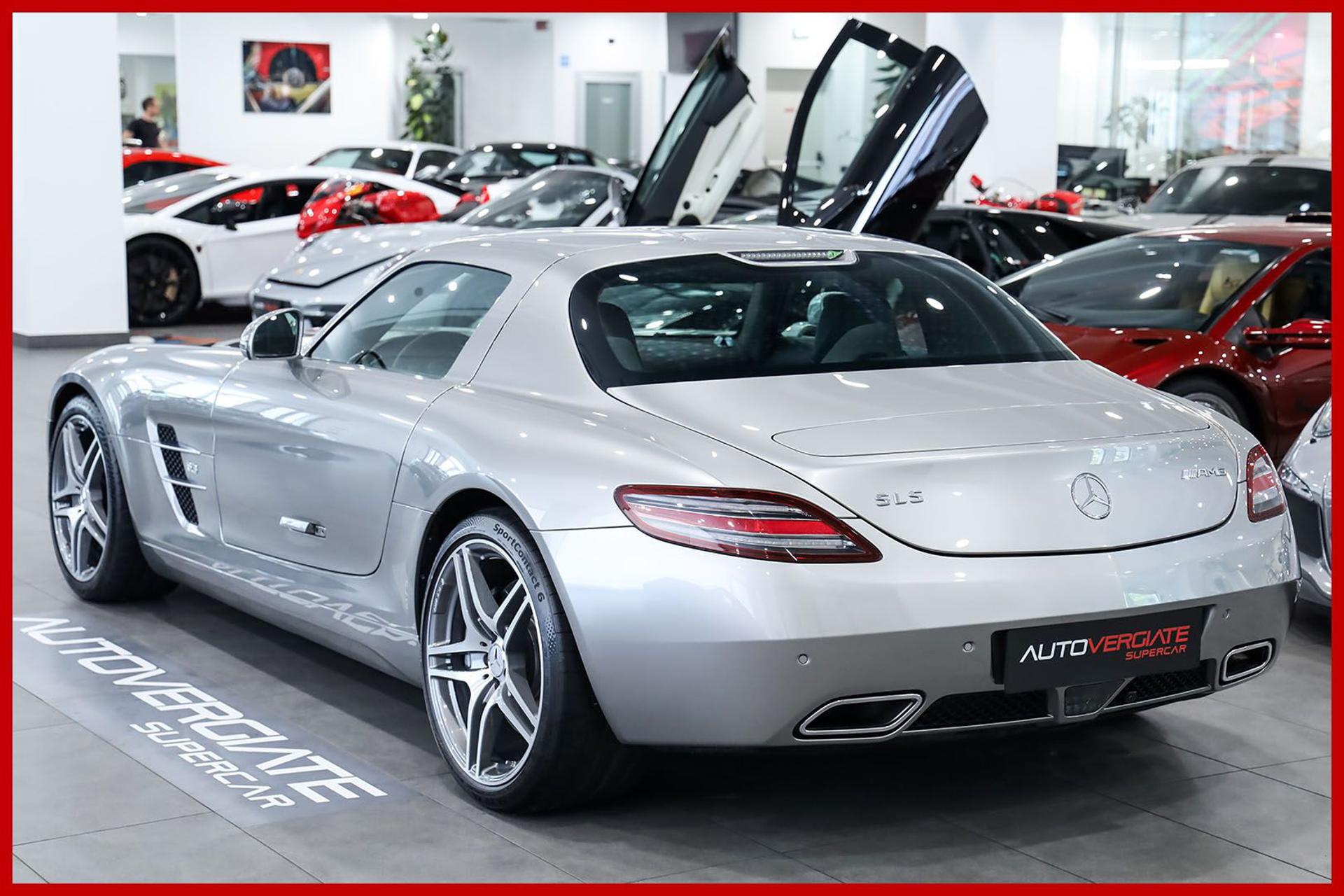 MERCEDES-BENZ SLS