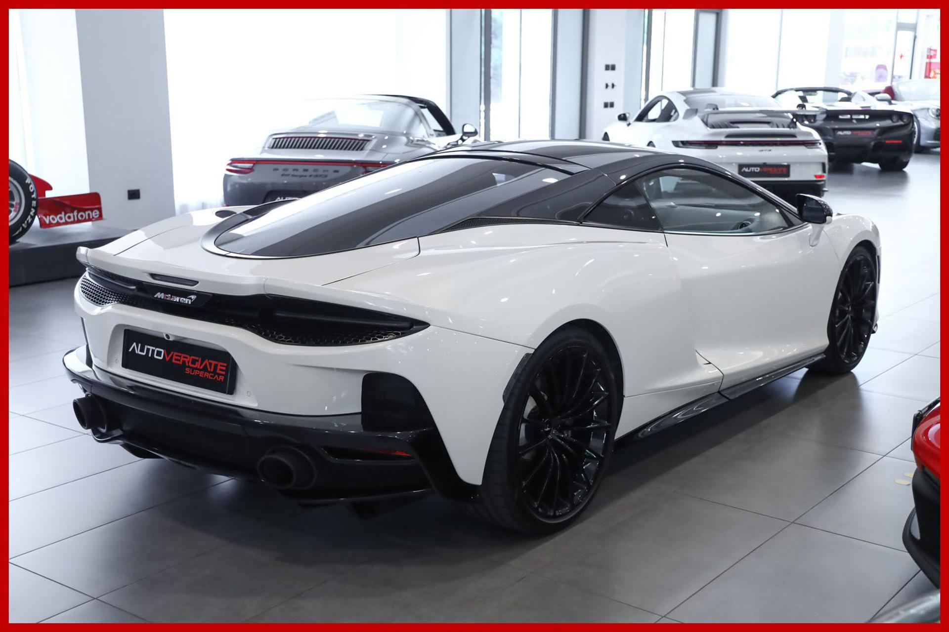 MCLAREN GT