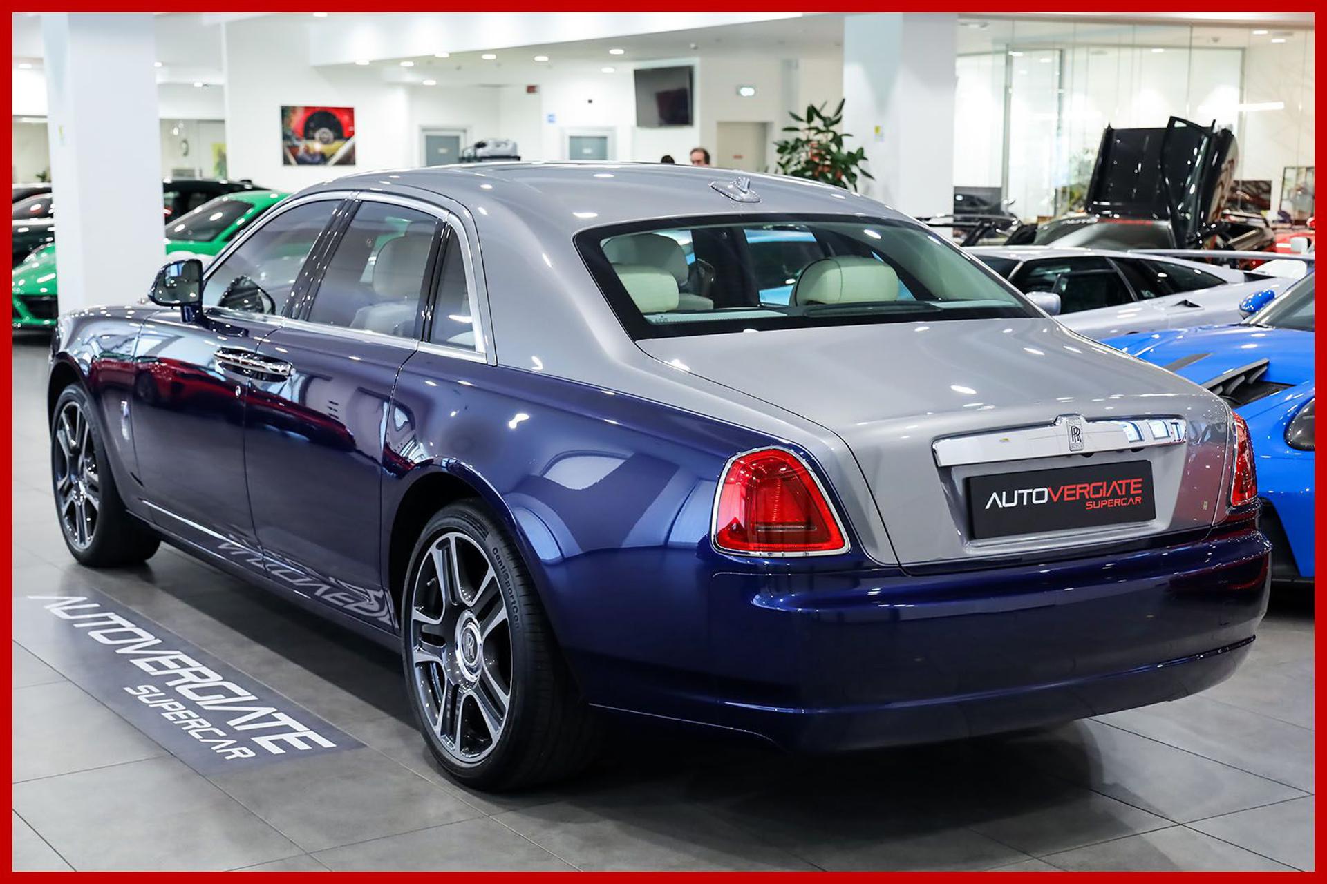 ROLLS-ROYCE Ghost