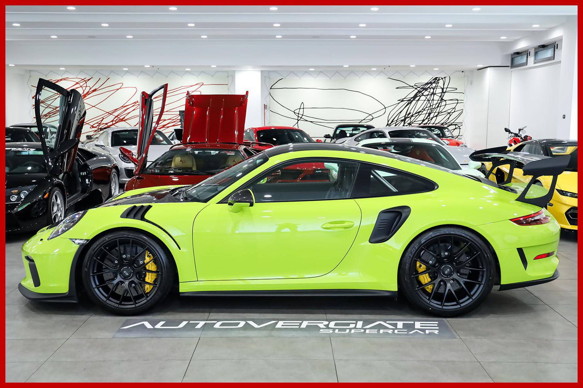 PORSCHE 991