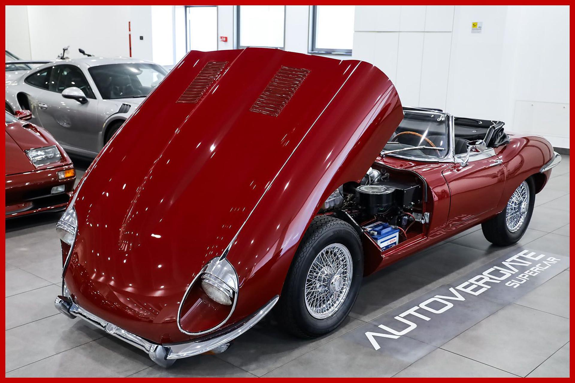 JAGUAR E-Type