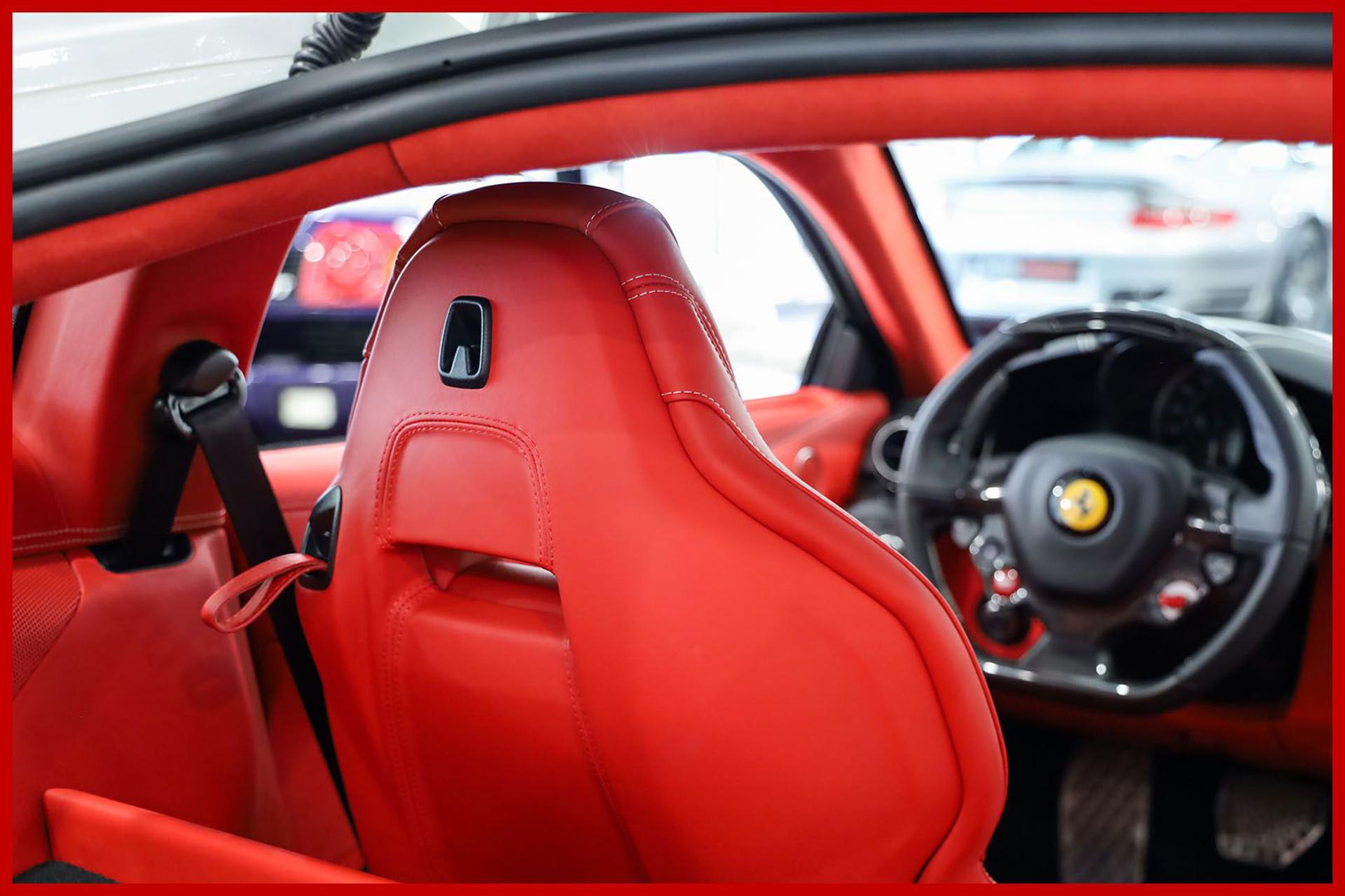 FERRARI F12