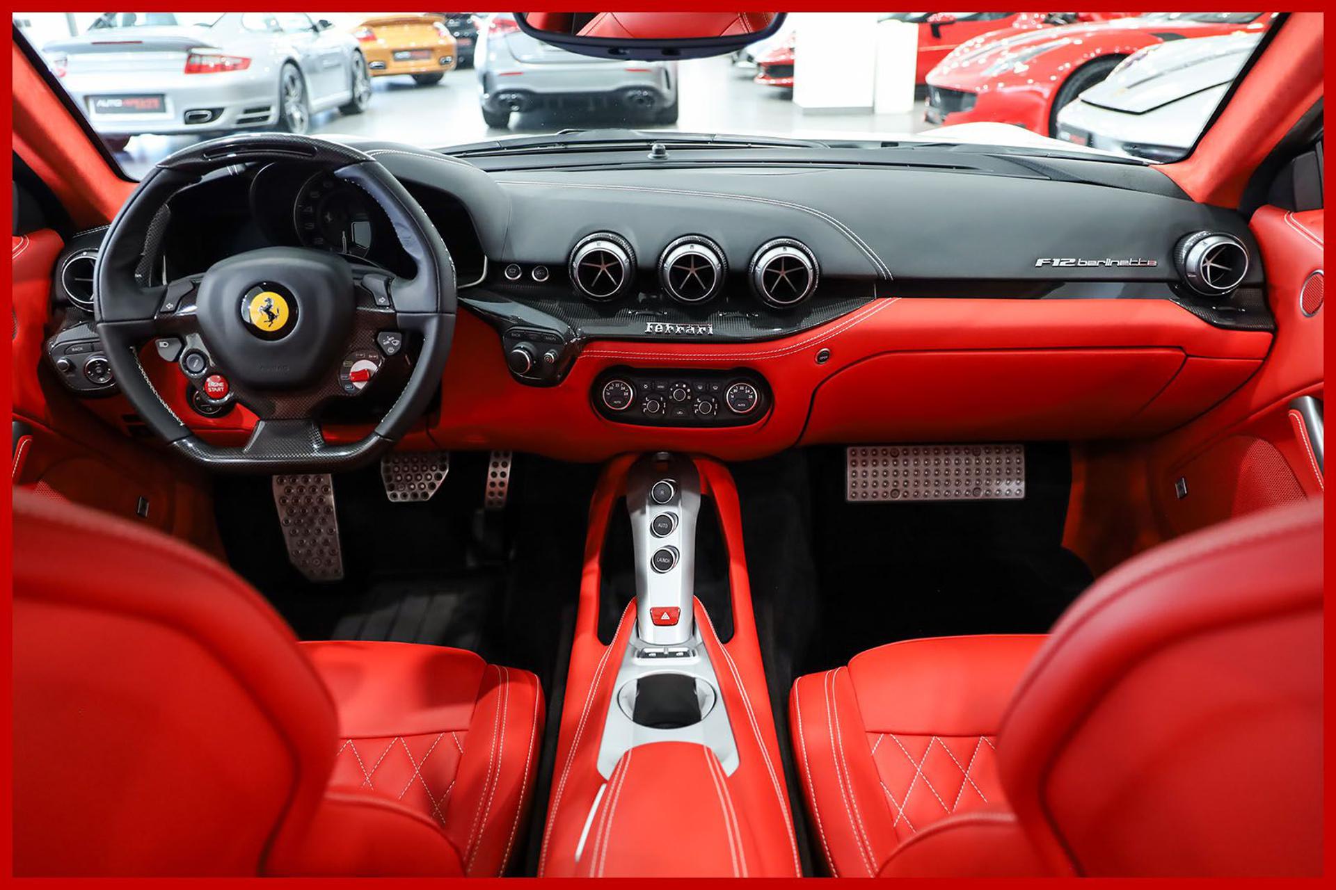 FERRARI F12