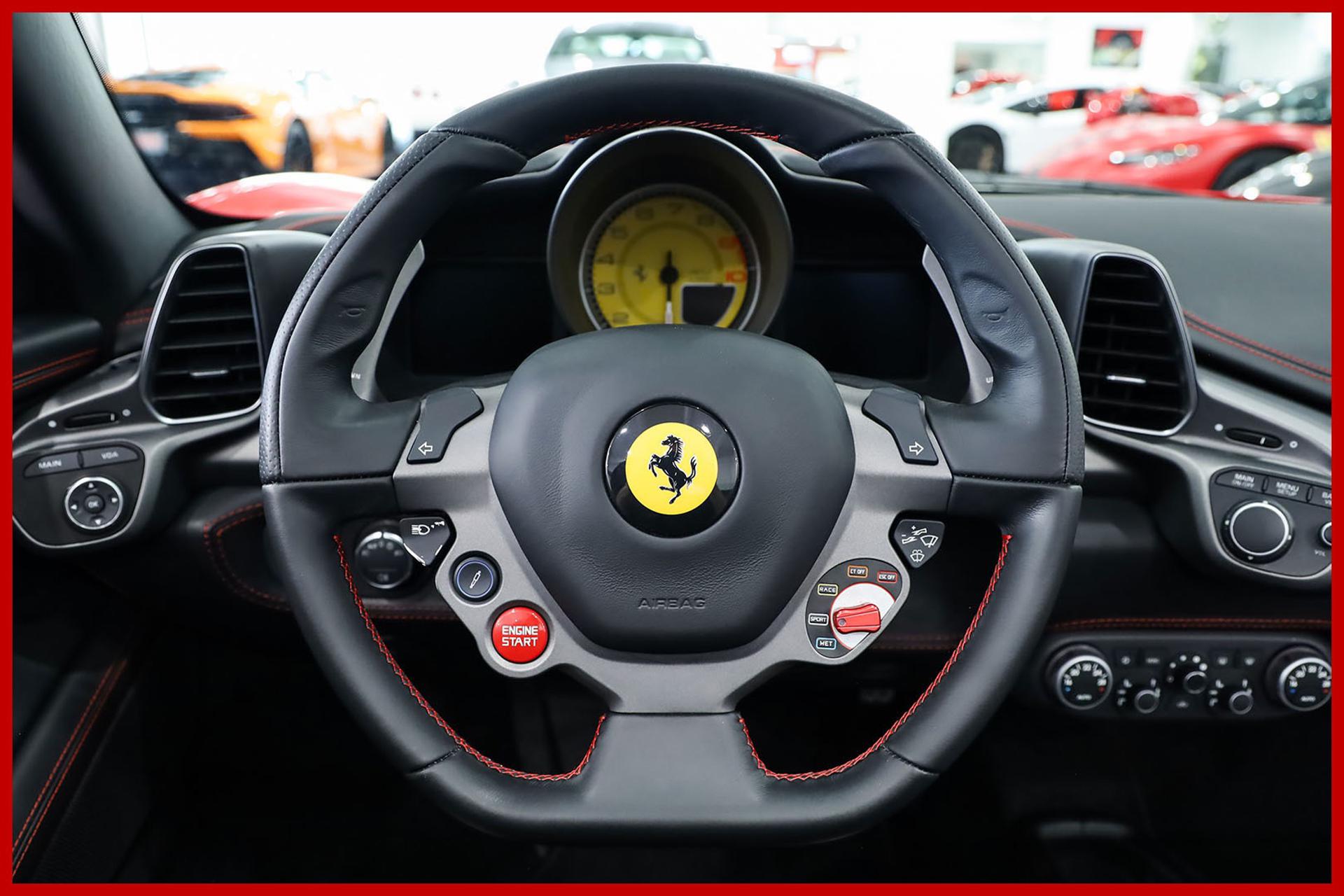 FERRARI 458