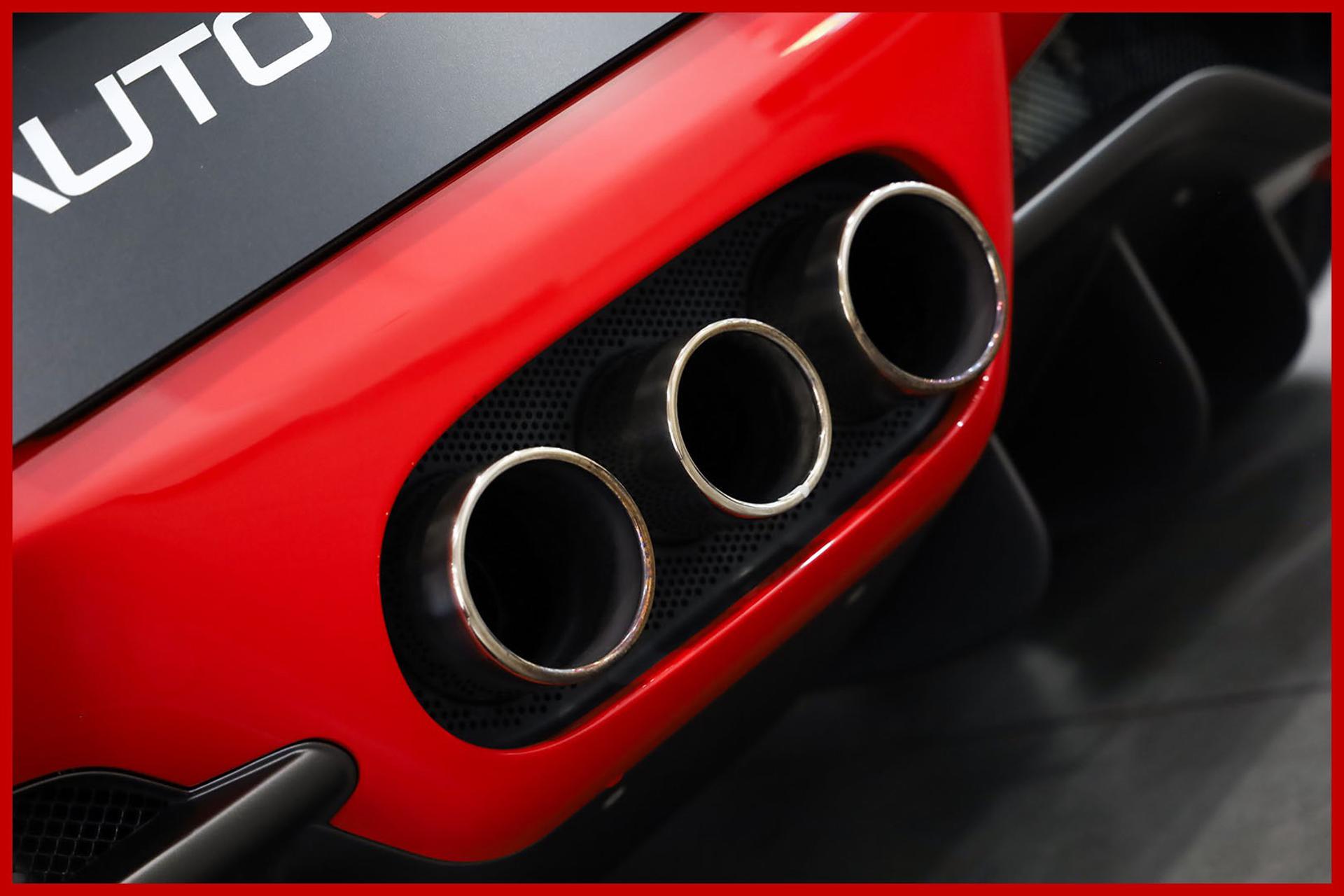 FERRARI 458