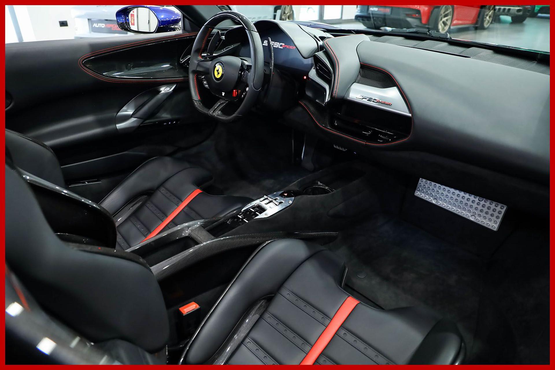 FERRARI SF90