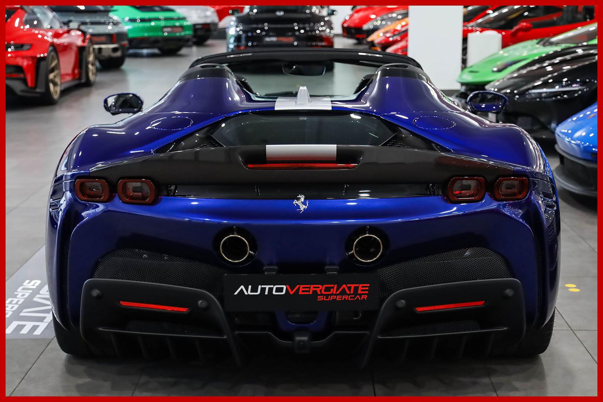 FERRARI SF90