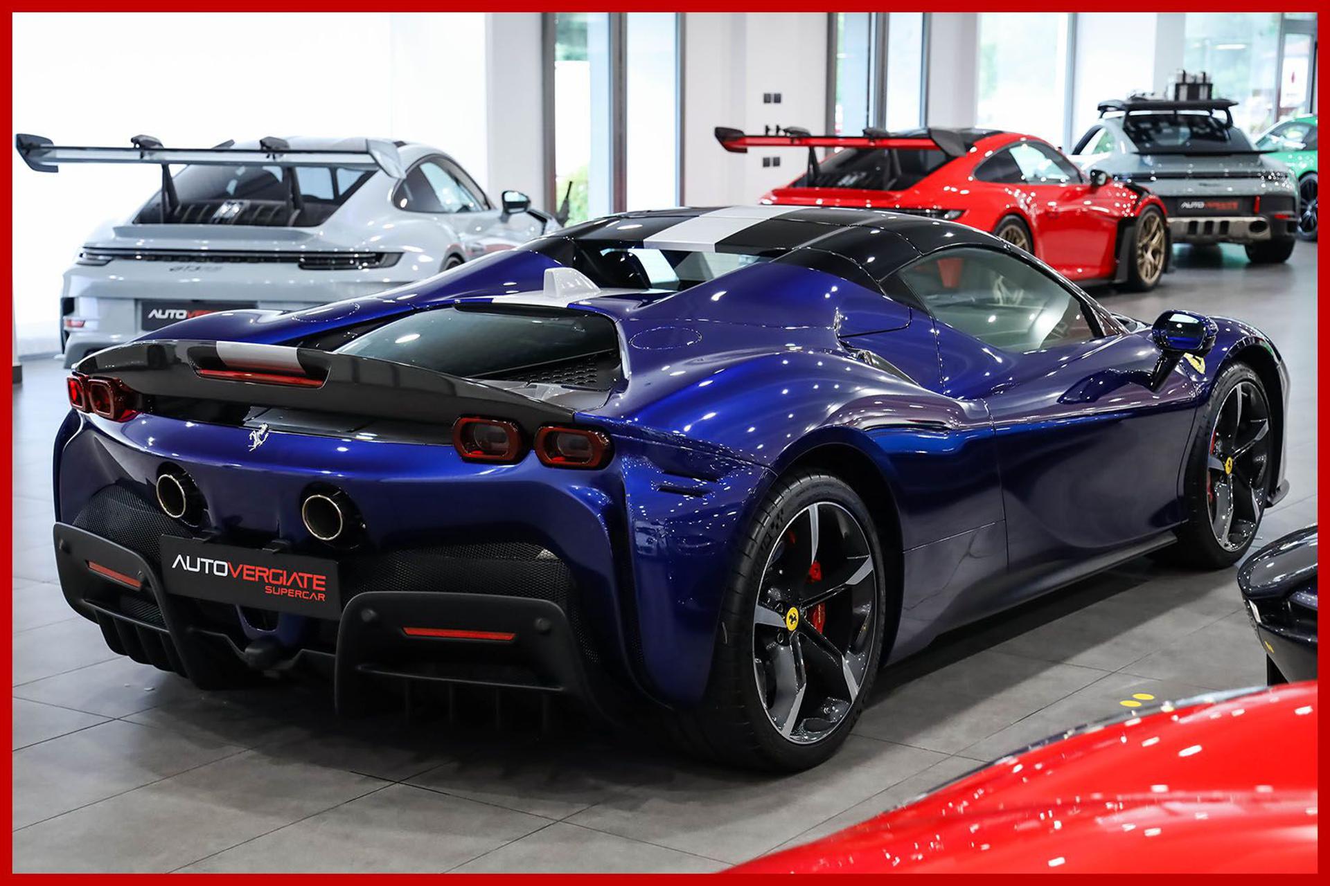FERRARI SF90