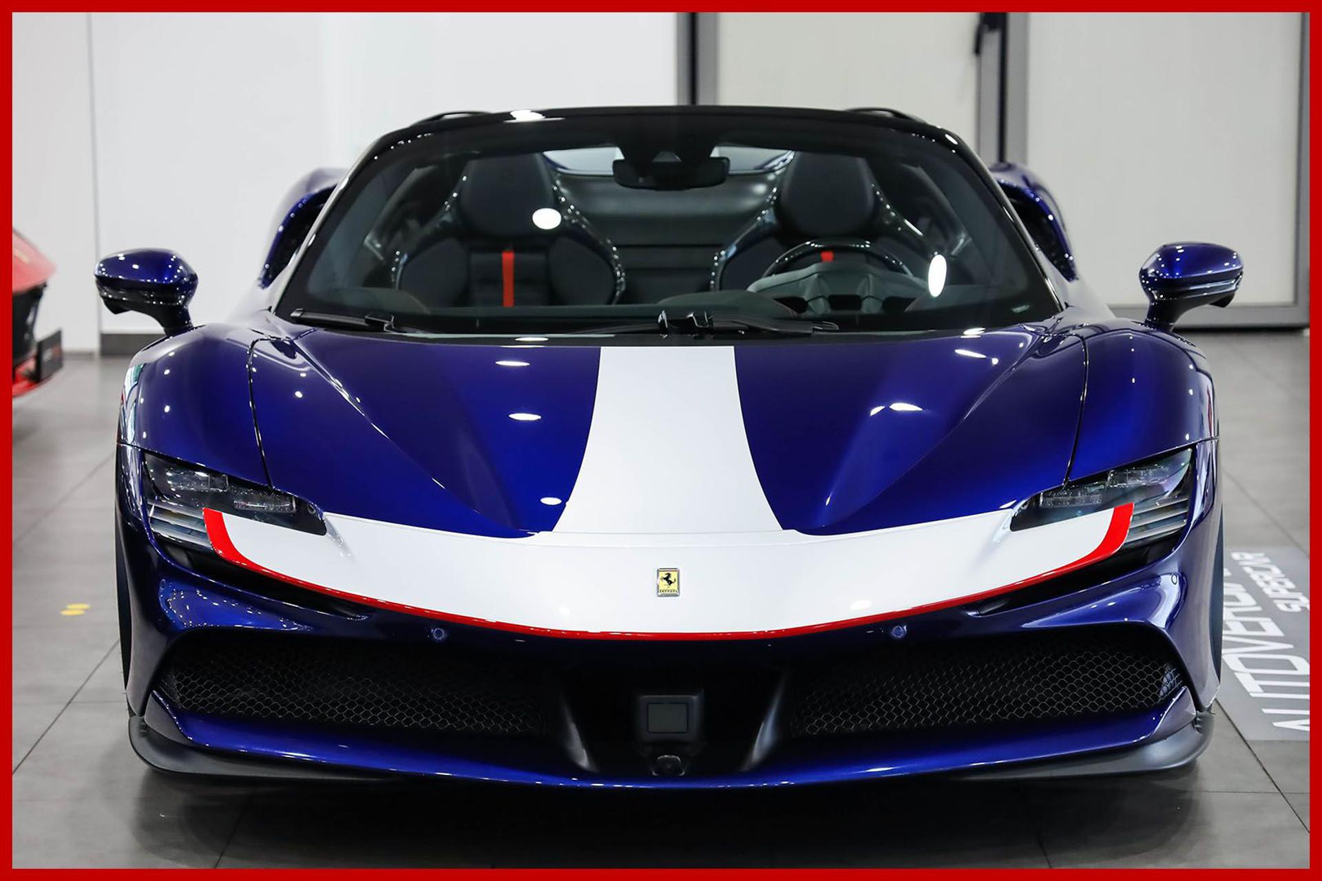 FERRARI SF90