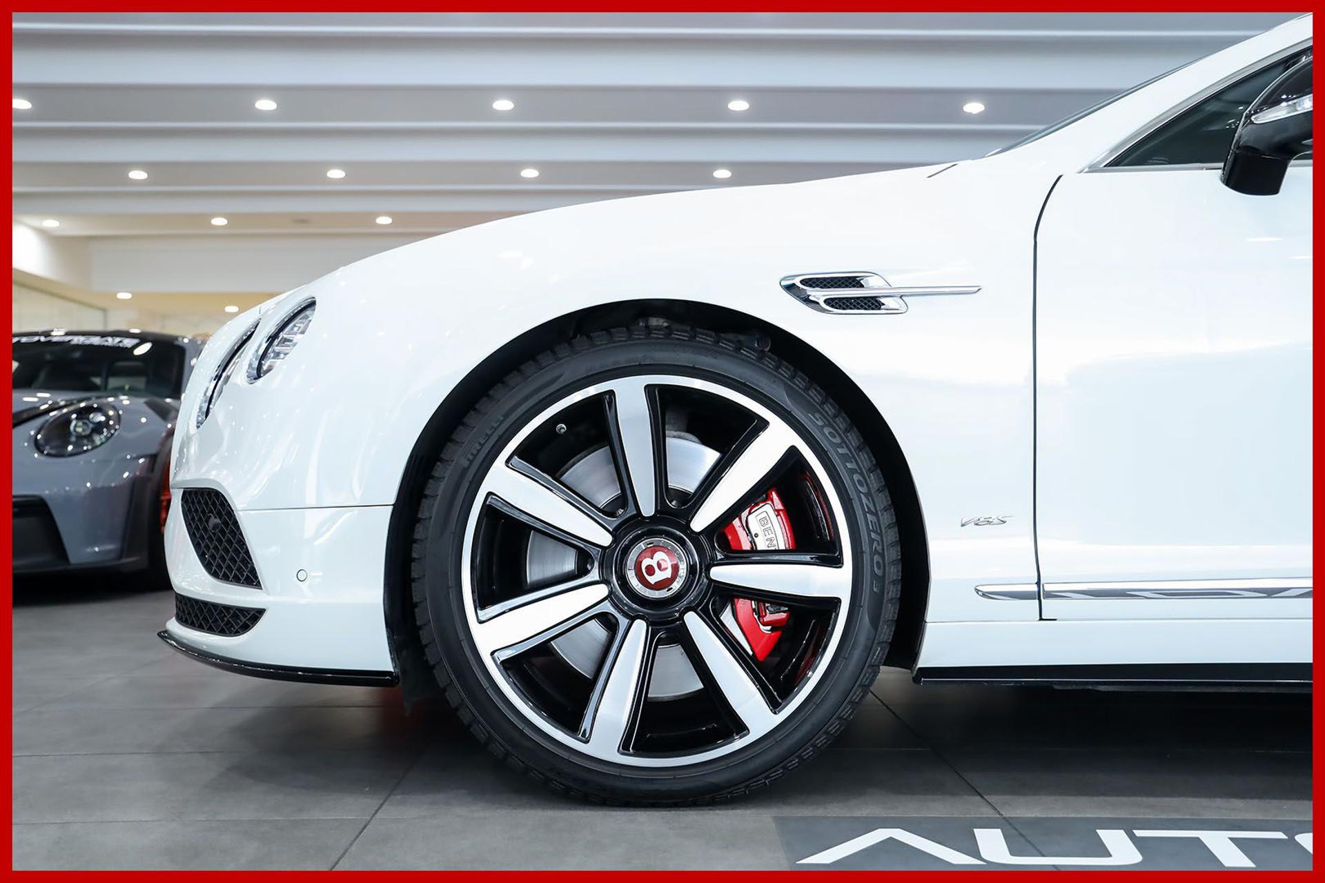 BENTLEY Continental