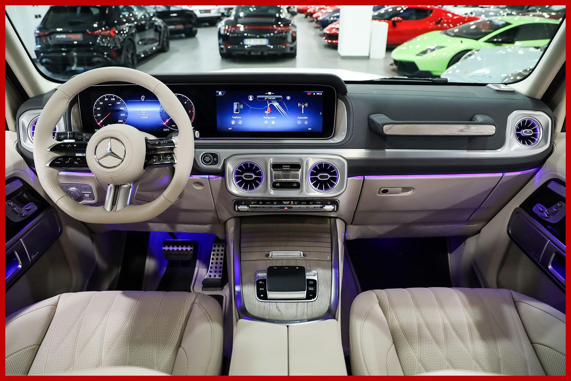 MERCEDES-BENZ G