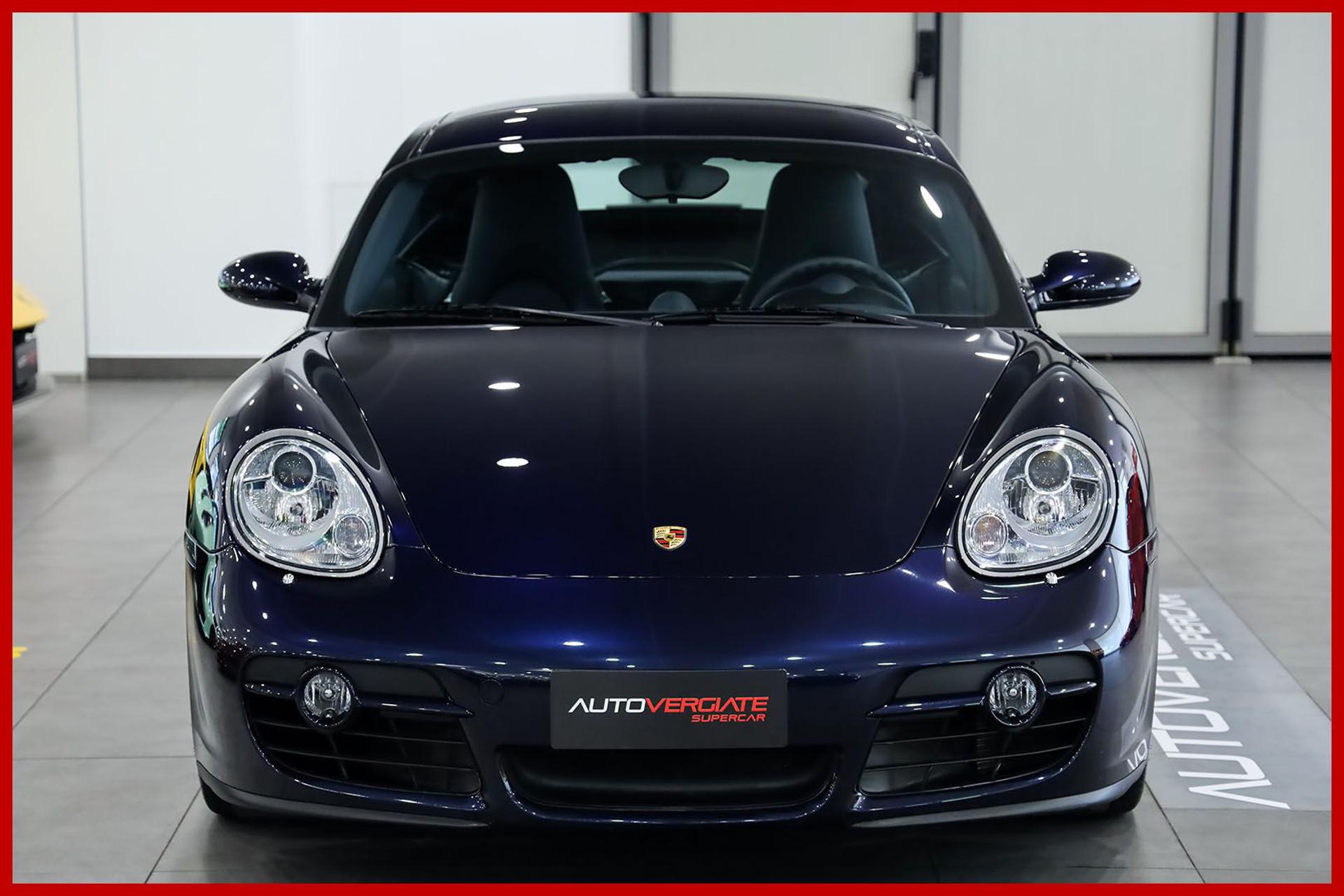 PORSCHE Cayman